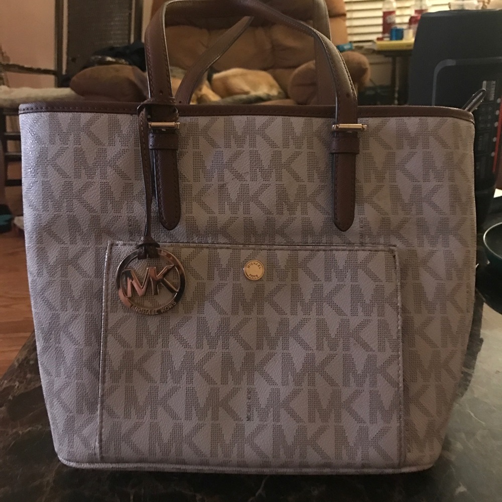 ***TRADE*** Michael Kors Jet Set